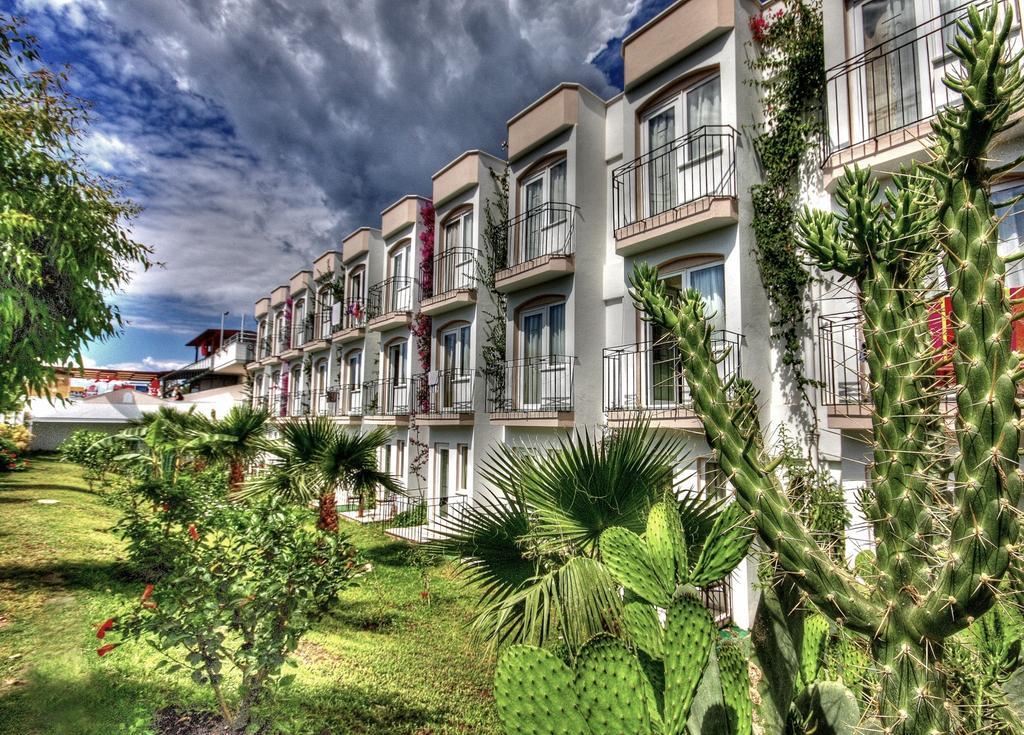 Eken Resort Hotel Bodrum ภายนอก รูปภาพ